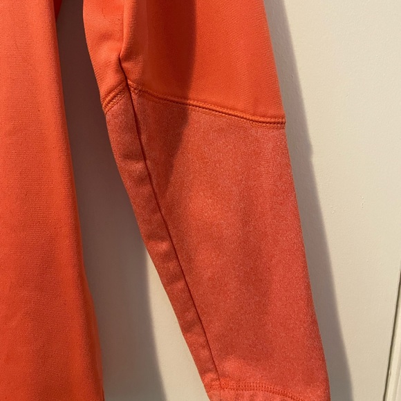 North Face Quarter Zip - Picture 3 of 4